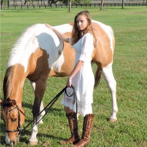 White lace BCBG dress